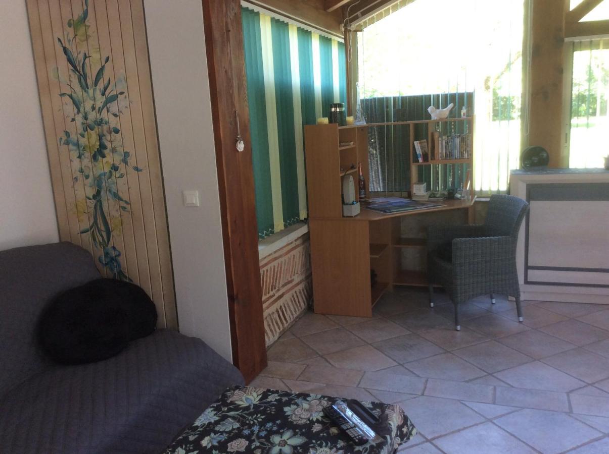 Gite Le Bois De Montpouillan มาร์ม็องด์ ภายนอก รูปภาพ