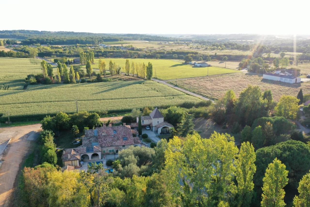 Gite Le Bois De Montpouillan มาร์ม็องด์ ภายนอก รูปภาพ